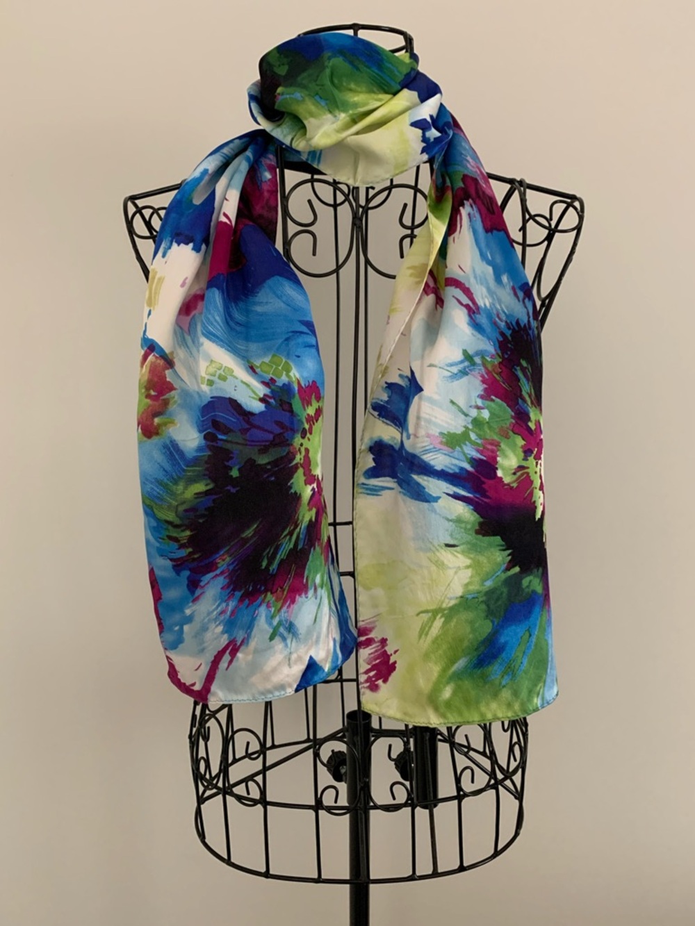 Vintage Elegant Silky Multicolor Floral Scarf - Picture 7 of 7